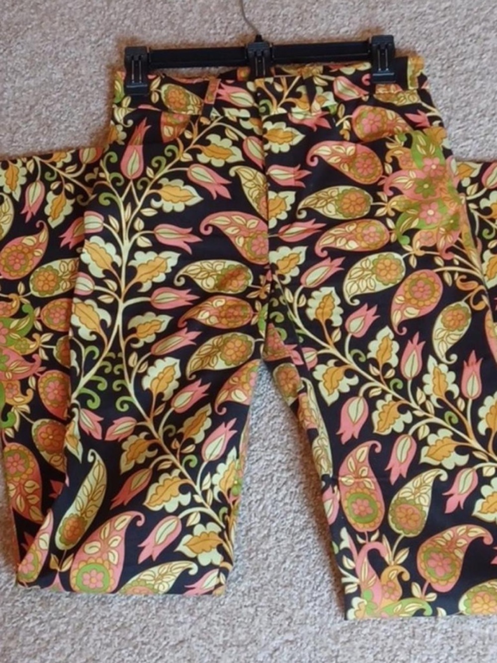 Zara Floral Wide-Leg Printed Pants in Black and Yellow XS - Picture 4 of 6